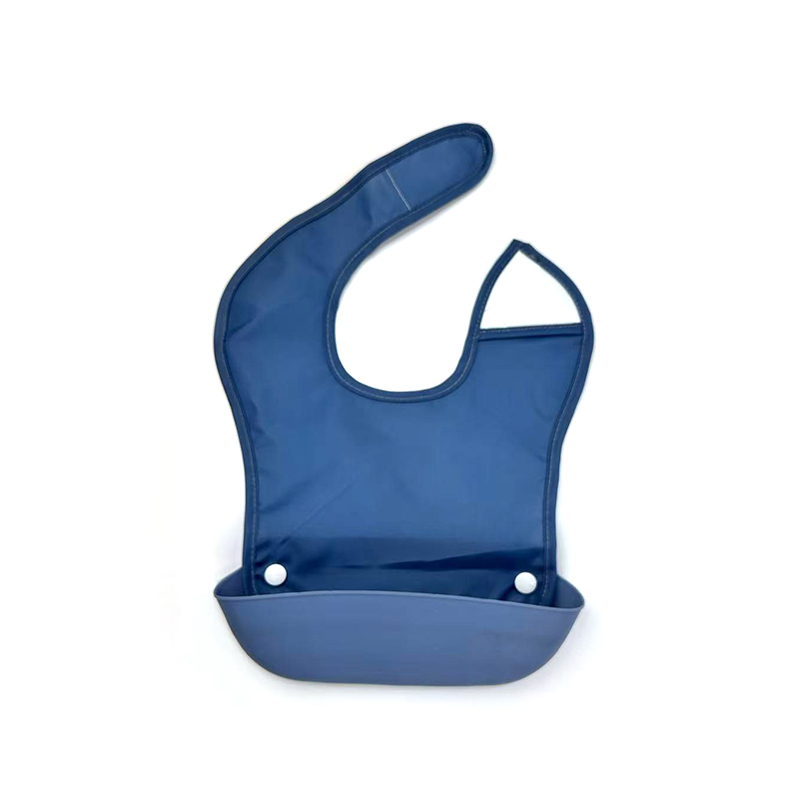 Babero impermeable de bolsillo enrollable para bebé