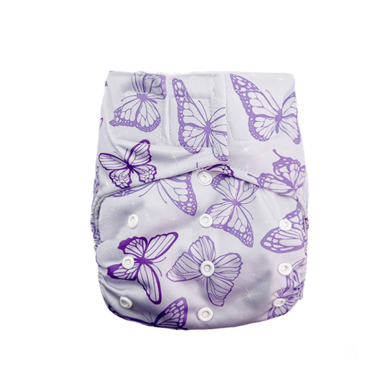 Pañal de tela reutilizable con estampado de mariposas